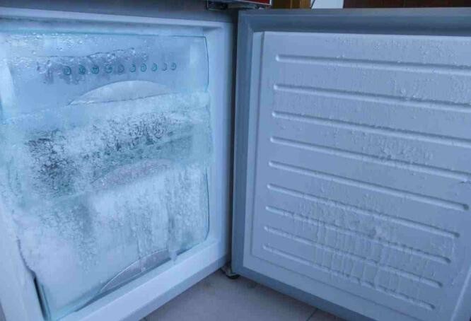 冰箱冷藏室結霜怎麼辦