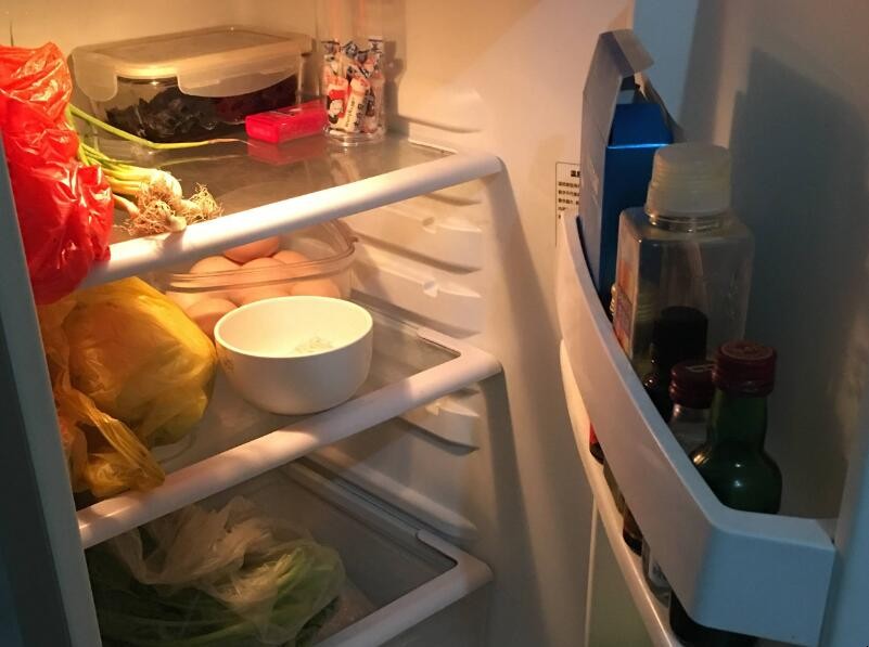 如何防止冰箱產生異味