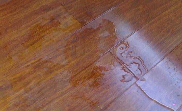 木地板滲水怎麼辦