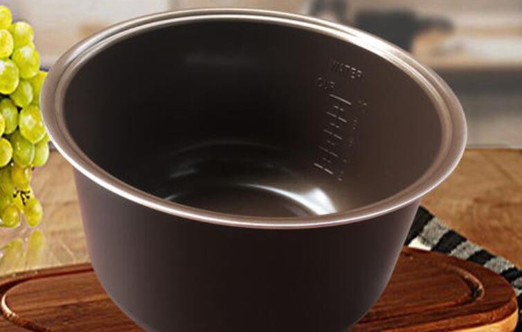 電飯鍋內膽可以泡水嗎