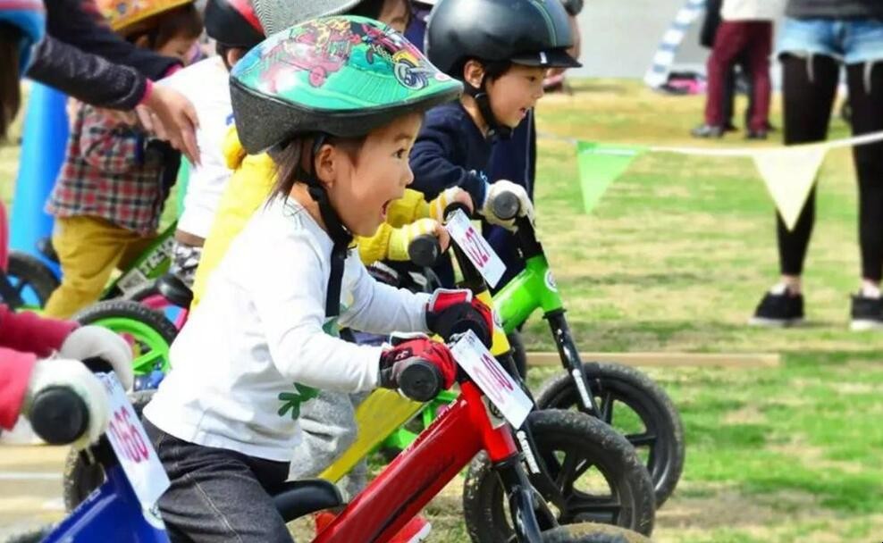 孩子學自行車有什麼技巧