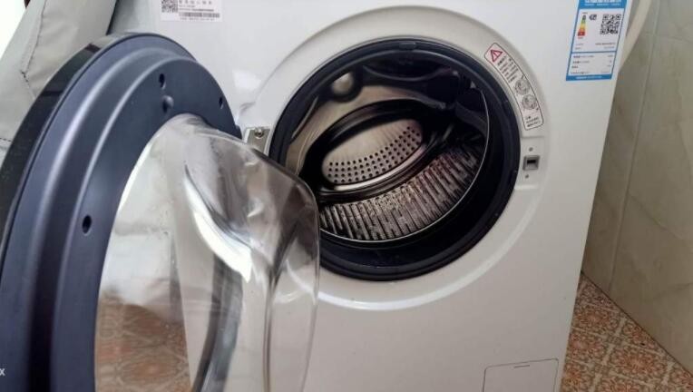 滾筒洗衣機的臭味怎麼去除