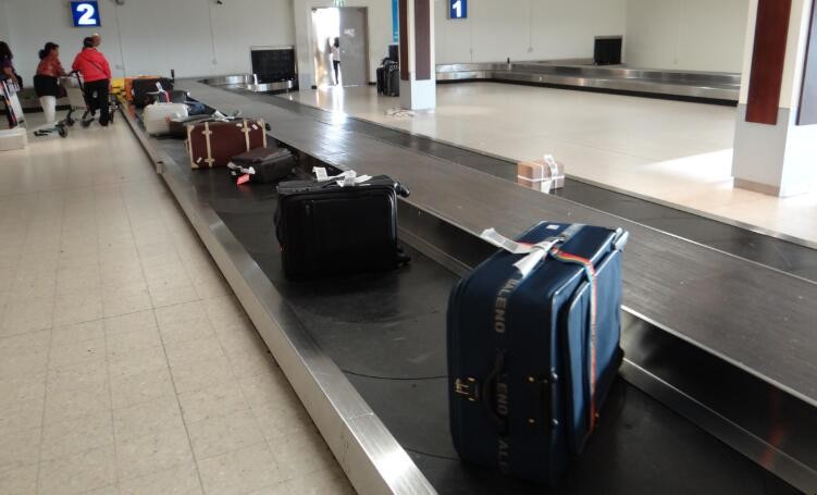 一個人可以托運兩個行李箱嗎