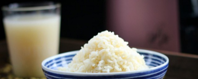豆漿煮大米的功效與作用 豆漿煮大米有什麼功效