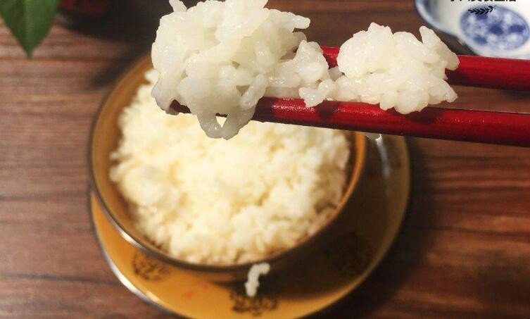 如何蒸米飯不粘鍋