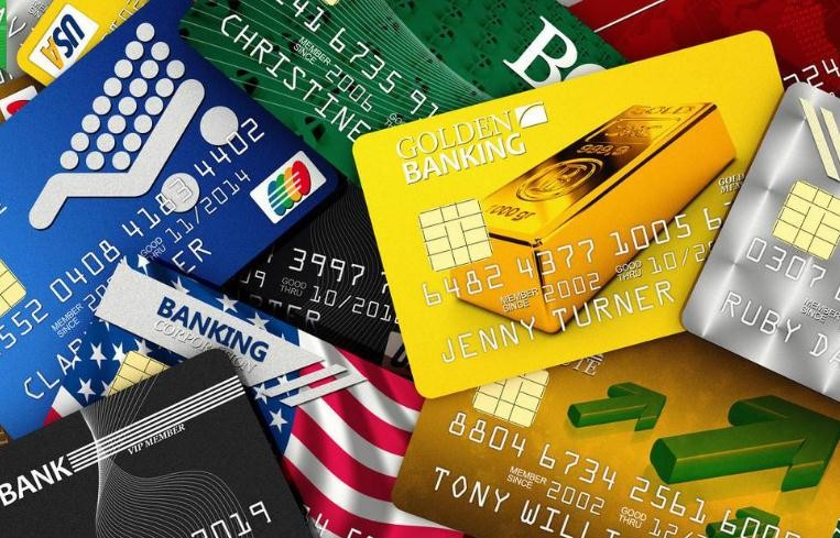 信用卡還款可以直接存錢進去嗎