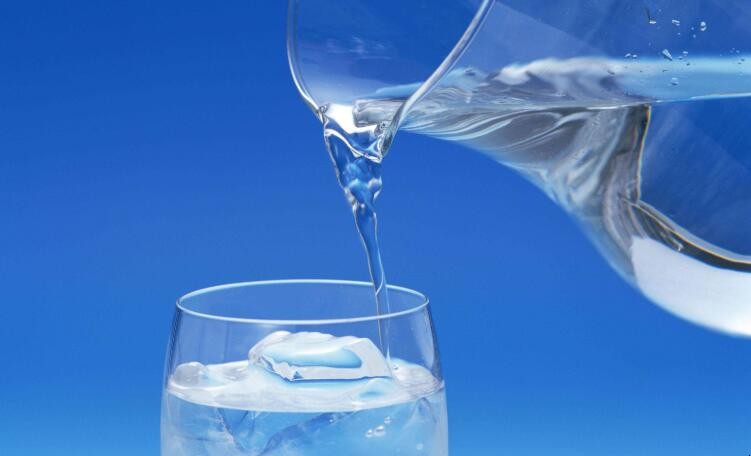 無菌水和蒸餾水有什麼區別
