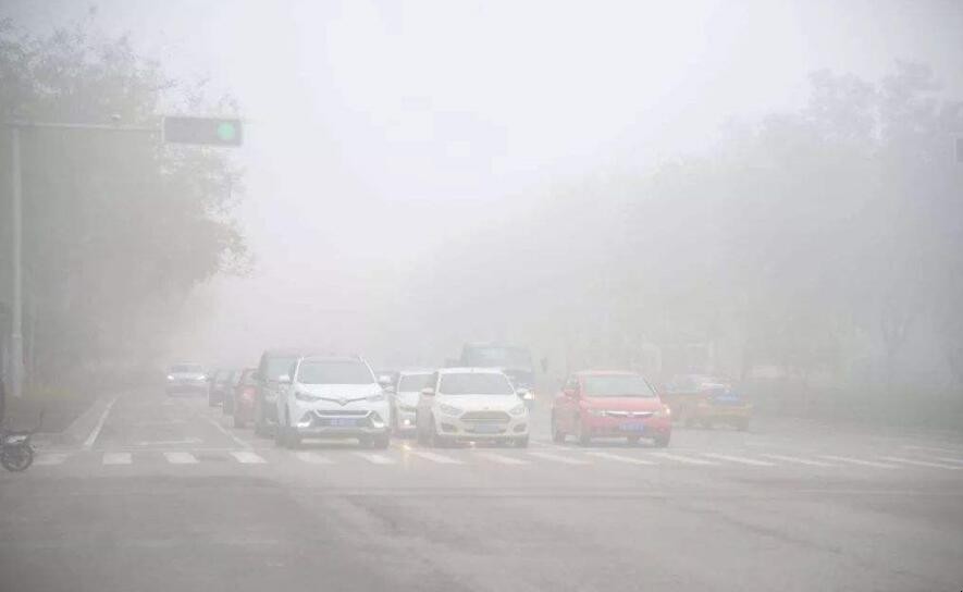 霧霾天怎麼開車避免事故