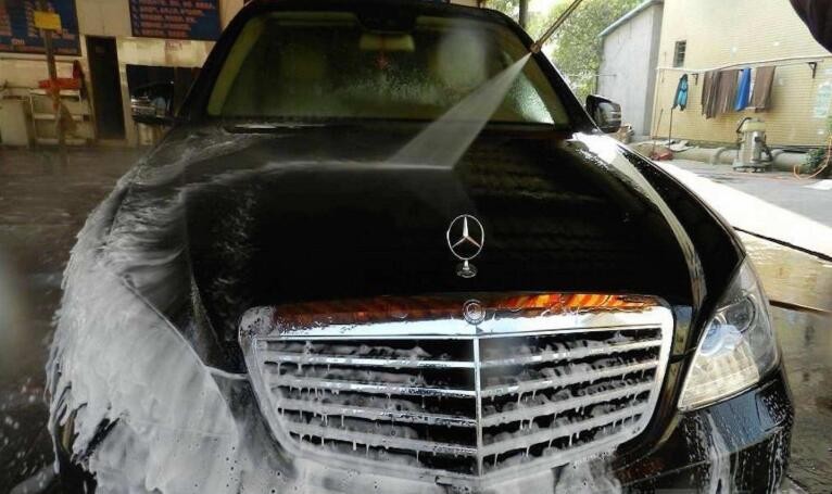 冬天洗車可以直接用熱水嗎