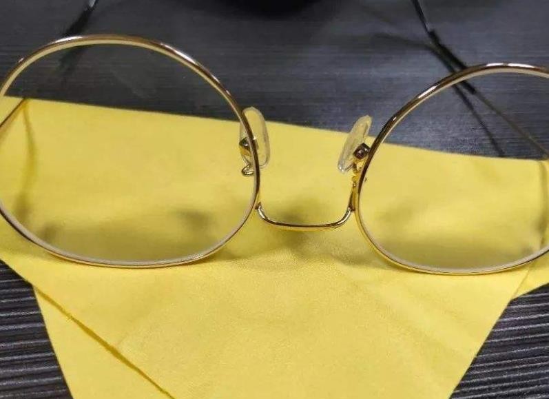 眼鏡佈的作用是什麼
