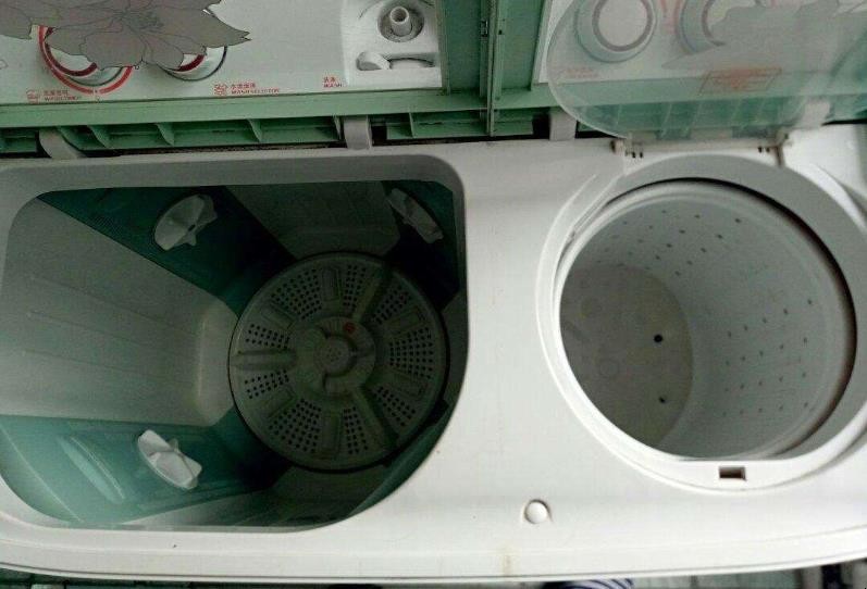 什麼是半自動洗衣機