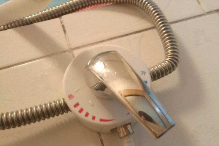 淋浴器切換開關漏水怎麼辦