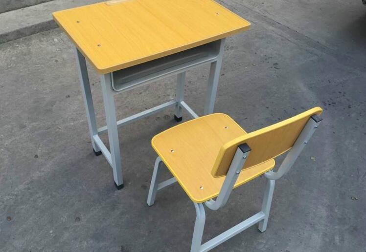 學生課桌椅怎樣選購