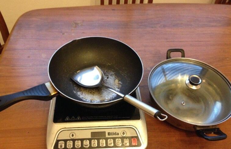 為什麼電磁爐炒菜粘鍋