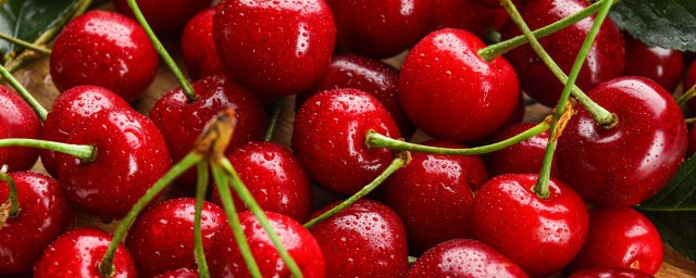 吃什麼水果最補血 哪些水果有助於補血