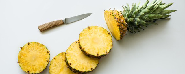 如何切菠蘿的傢常做法 切菠蘿的傢常做法
