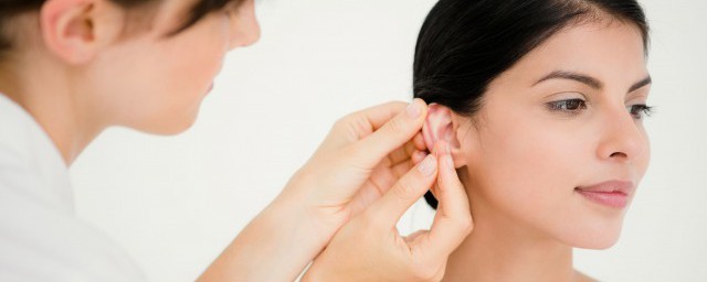 剛打的耳洞多久可以換耳釘 打耳洞的註意事項