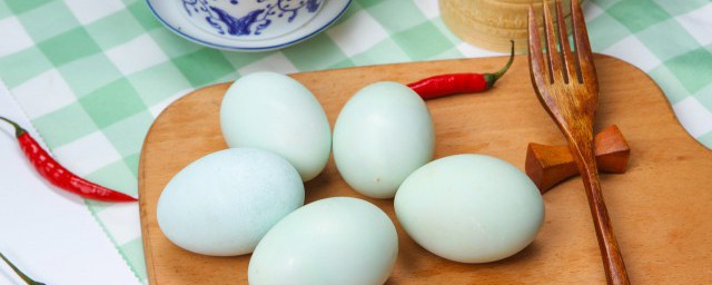 咸鴨蛋煮多久才能熟 煮咸鴨蛋的時間