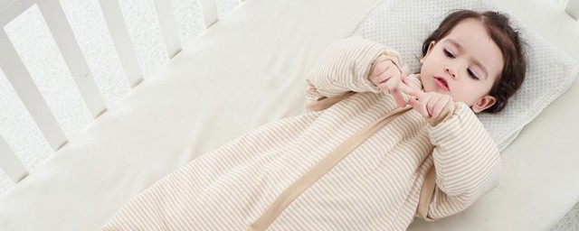 怎麼選購嬰兒睡袋 選擇嬰兒睡袋的教程