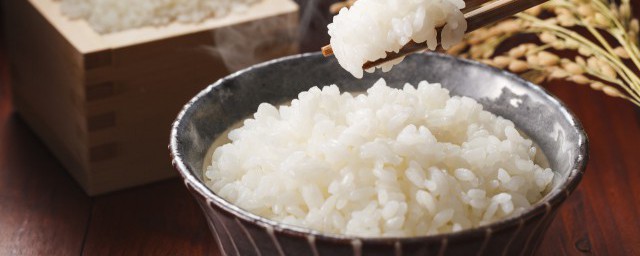 高壓鍋煮米飯放多少水 高壓鍋煮米飯放多少水
