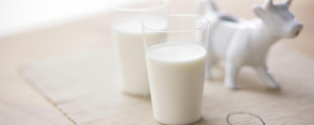 沒開封的牛奶過期五天還能喝嗎 沒開封的牛奶過期五天還可以喝嗎