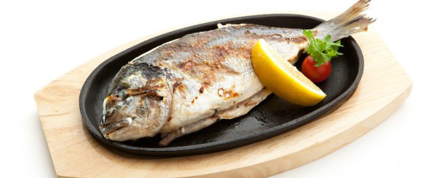 清蒸鯧魚的傢常做法 清蒸鯧魚的做法
