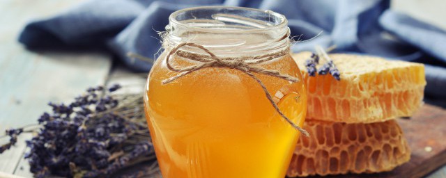 蜂蜜起白沫還能吃嗎 可以吃起白沫的蜂蜜嗎