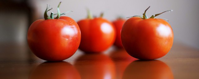 西紅柿能生吃嗎 可以直接吃西紅柿嗎