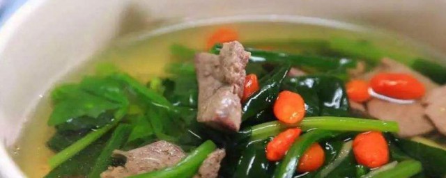 豬肝菠菜湯的傢常做法 豬肝菠菜湯怎麼做