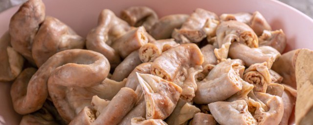 酸菜炒豬大腸的傢常做法 如何做酸菜炒豬大腸