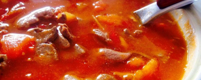 番茄豬肝湯的傢常做法 番茄豬肝湯怎麼做
