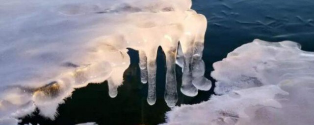 怎麼快速融化厚冰 如何快速融化厚冰