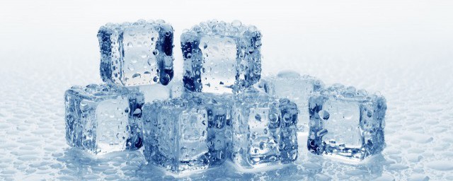 冰塊怎麼快速融化 冰塊如何快速融化