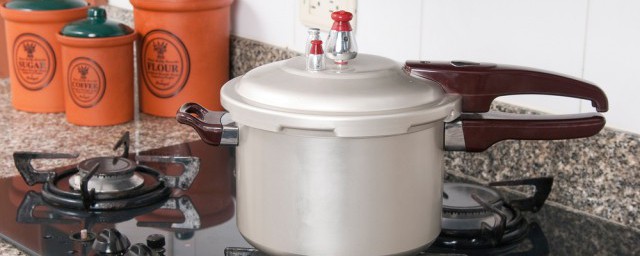 高壓鍋怎麼放氣 給高壓鍋放氣的方法