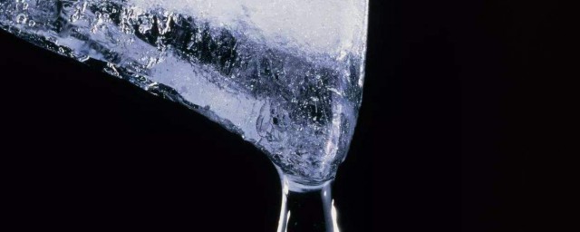 怎麼快速融化冰 快速融化冰的方法