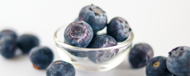 新鮮藍莓軟瞭還能吃嗎 新鮮藍莓軟瞭是否可以食用