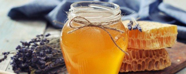 蜂蜜水能和鈣片同吃嗎 可以一起吃蜂蜜水和鈣片嗎