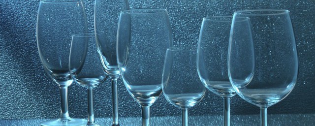 玻璃杯怎麼消毒最好 如何給玻璃杯消毒