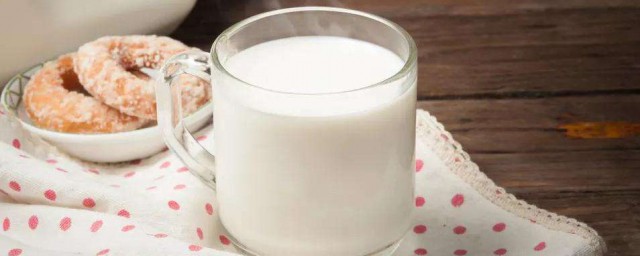 喝瞭煮沸後的牛奶會怎樣 喝瞭煮沸後的牛奶會如何