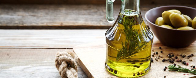 橄欖油的美容方法大全介紹 橄欖油的三種美容方法介紹