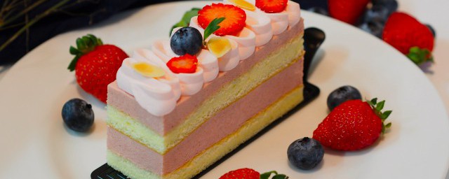 草莓蛋糕的制作方法 草莓蛋糕的制作方法