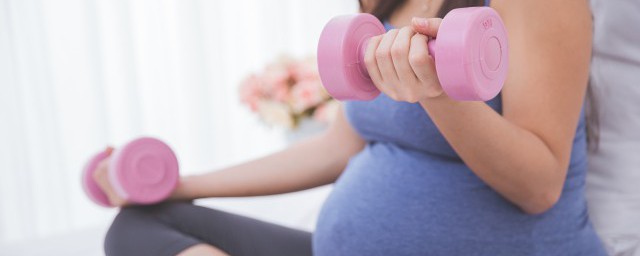 孕晚期做什麼運動可以減輕水腫 孕晚期做哪些運動可以減輕水腫