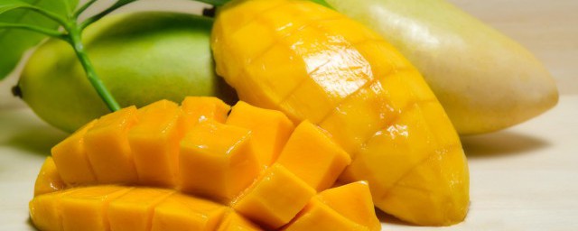 芒果冰沙如何做好吃 制作芒果冰沙的方法