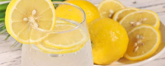 正確的檸檬泡水的方法 正確的檸檬泡水的方法介紹