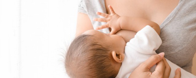 如何用母乳喂養 母乳喂養簡單介紹