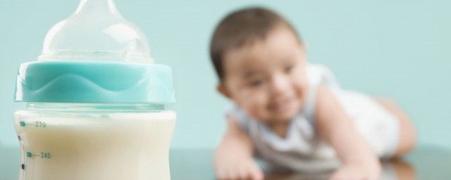 新生兒奶瓶怎麼選擇 選擇奶瓶的方法