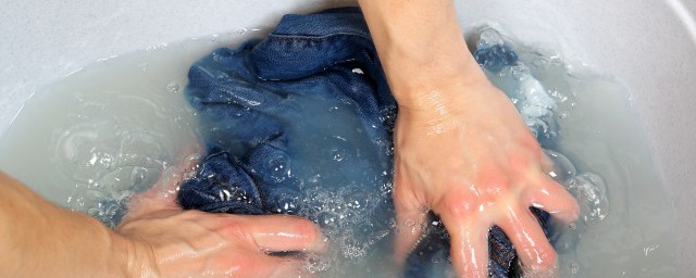 洗滌服裝的水溫在多少度最好 洗滌服裝的水溫介紹